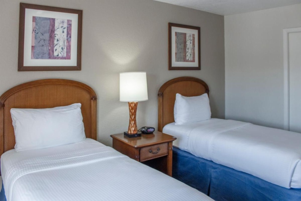 Room image 2