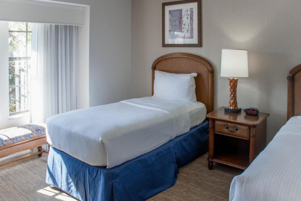 Room image 4